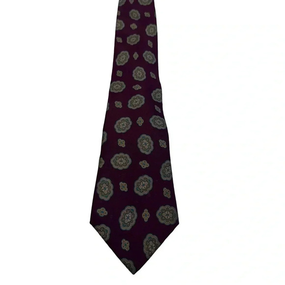 Halston Burgundy Paisley 100% Italian Silk Neck Tie - Picture 1 of 5